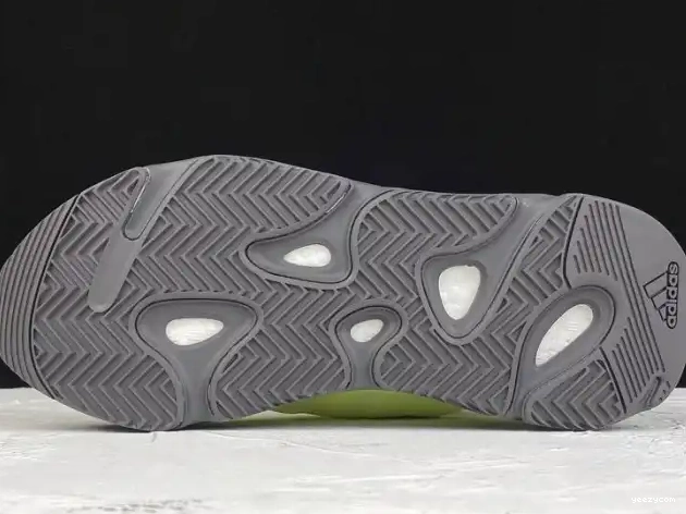 700 MNVN Yeezy FY3727 Boost Adidas Phosphor 0616